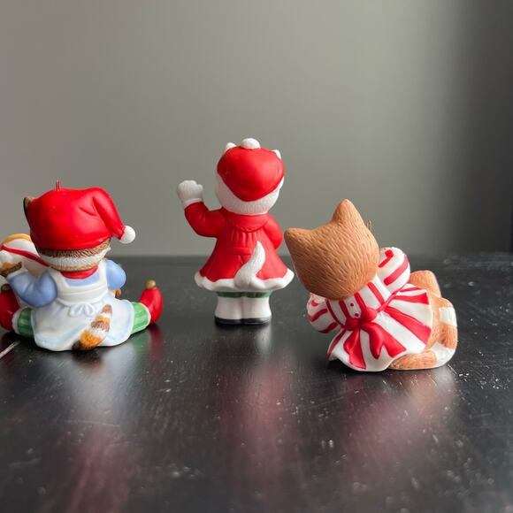 Lot of 3 Vintage 1995 BC Bronson Ceramic Kittens Ornaments - Picture 2 of 6